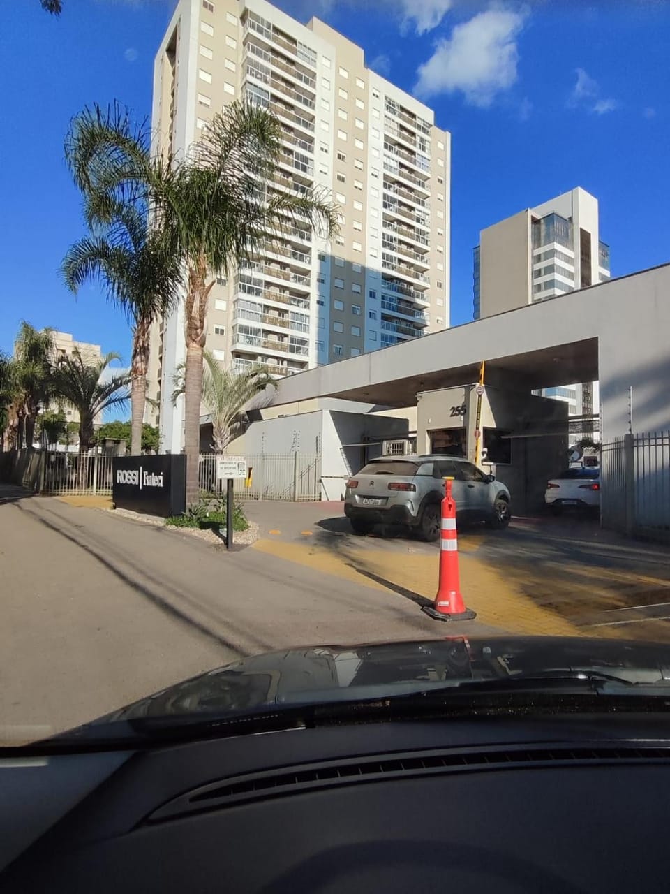 Property building, Facade/entrance
