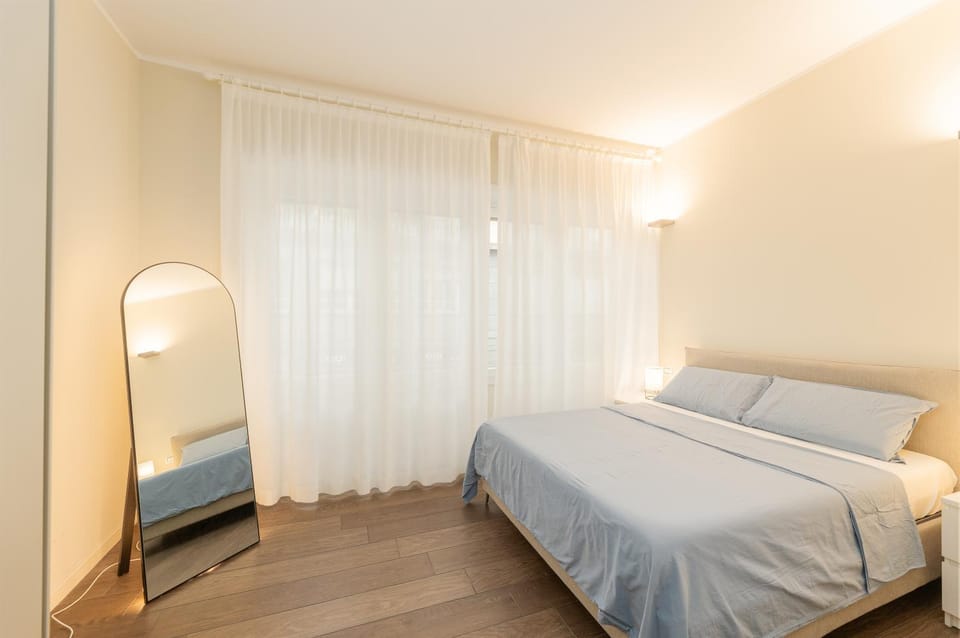Bed, Photo of the whole room, Bedroom, cot, Family, Family, furniture, locker, wardrobe, air conditioner