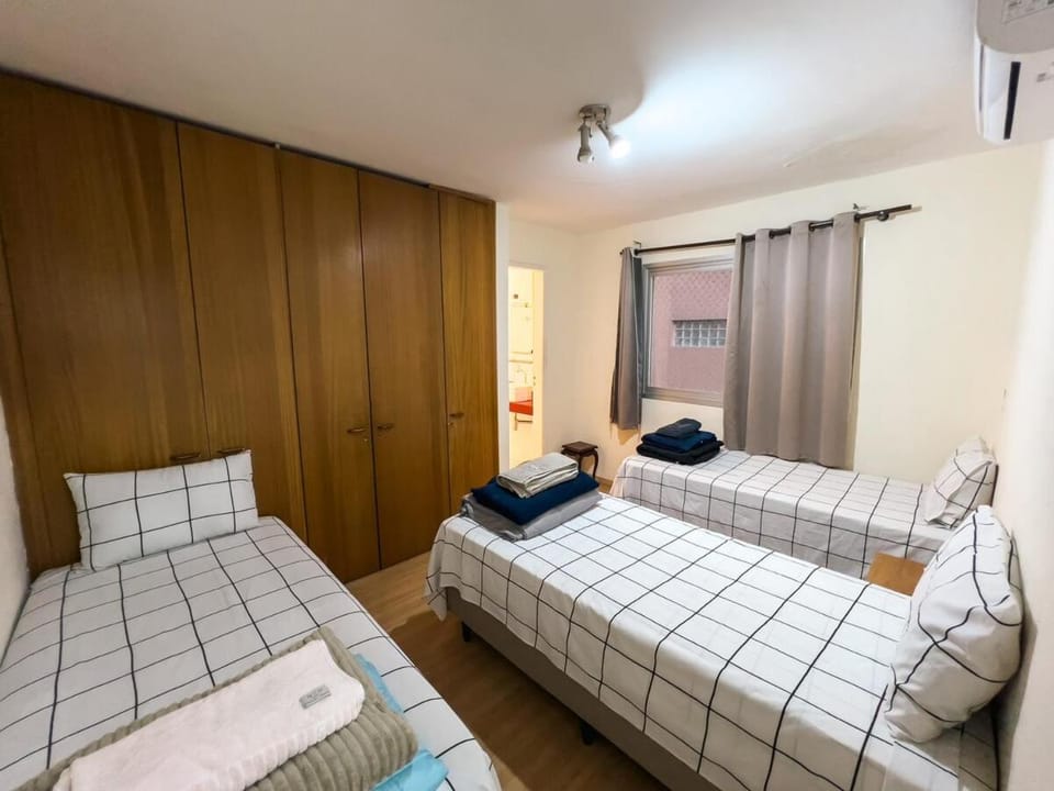 Duplex - 4 Quartos - Família - Até 12 pessoas - Conforto Apartment in Sao Paulo City