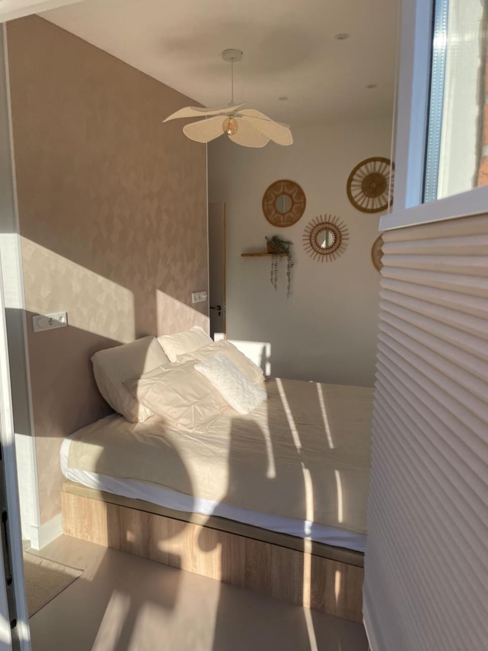 Knusse kamer met zonnig terrasje Bed and Breakfast in Zandvoort