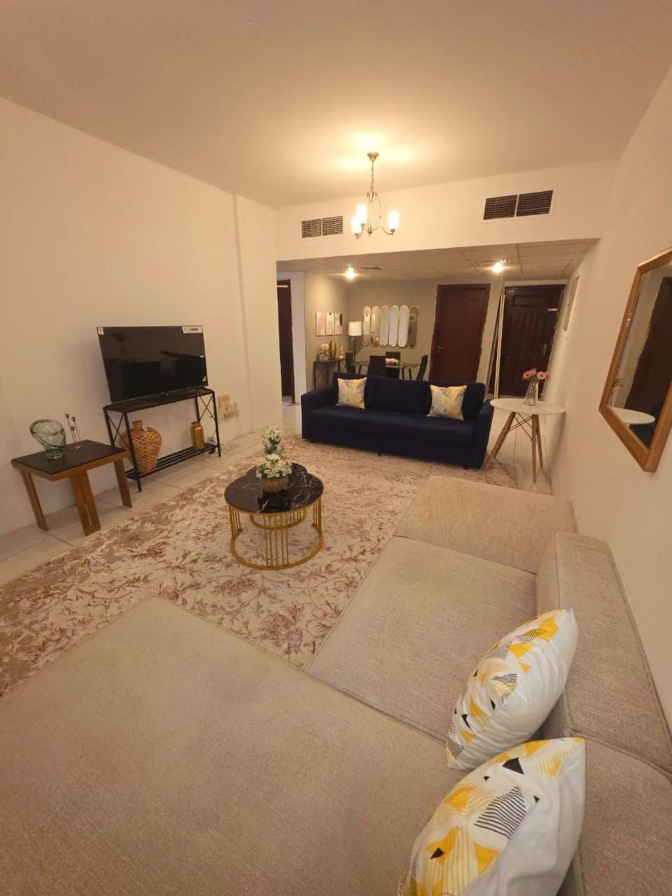 Fabulous 3-Bedroom Family Apartment Apartment in Al Sharjah