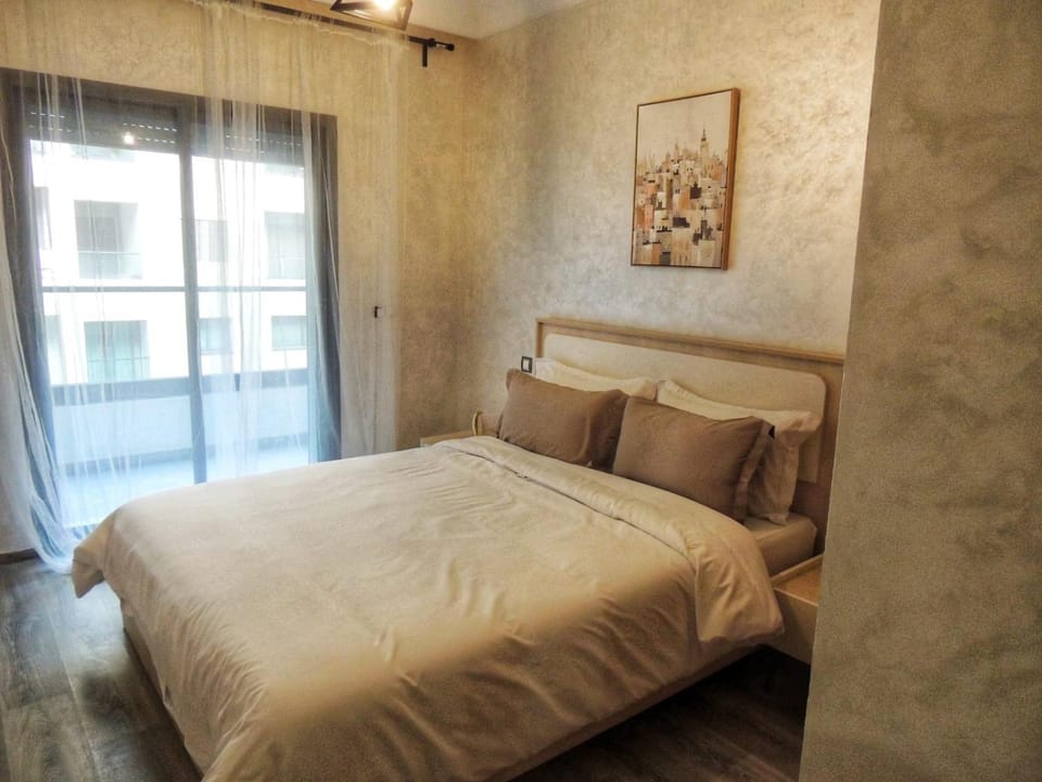 Bed, Photo of the whole room, Bedroom, heating, air conditioner