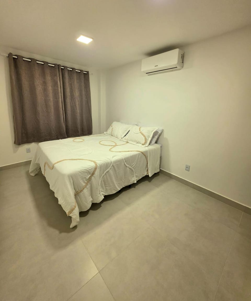 Bed, Photo of the whole room, air conditioner