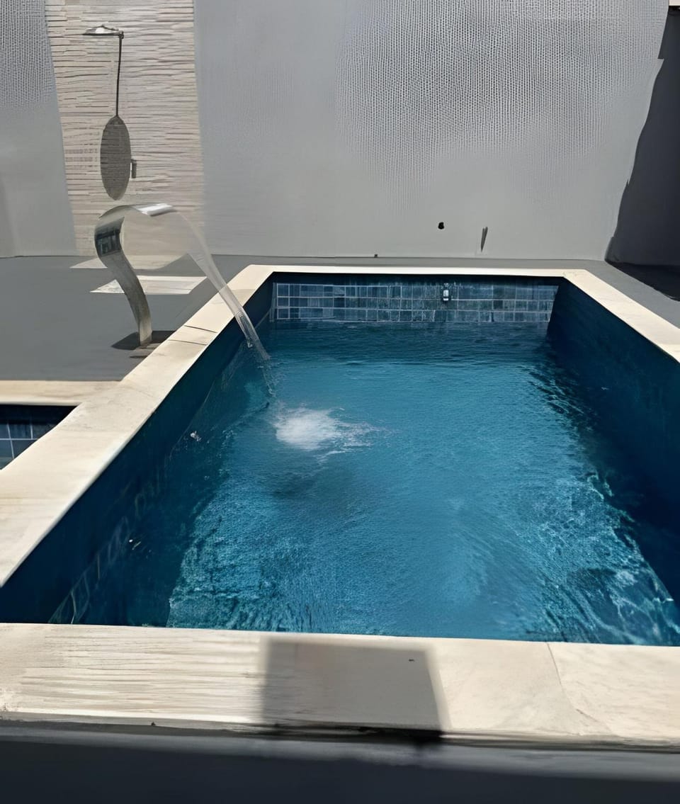 Pool view, Swimming pool