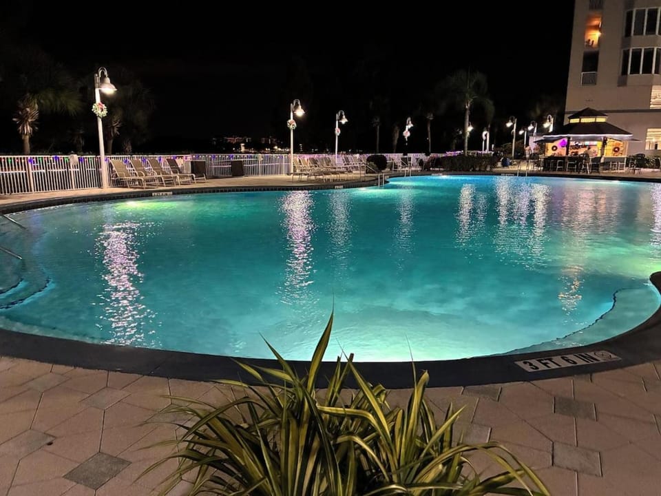 Pool view, Swimming pool