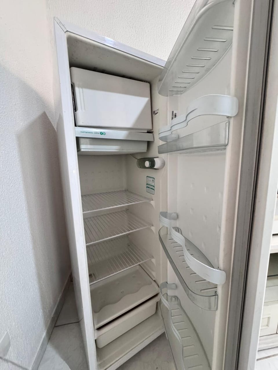 Suíte 3 com Ar-Condicionado, Geladeira, TV, Wi-Fi House in Jundiaí
