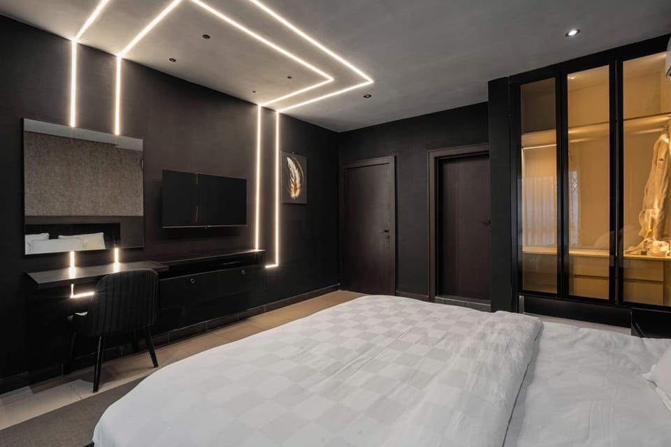 DD Shortlets & Apartments - DARK VILLA Apartment in Lagos