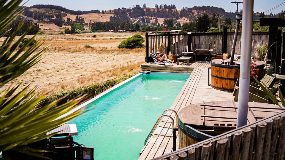 Swimming pool