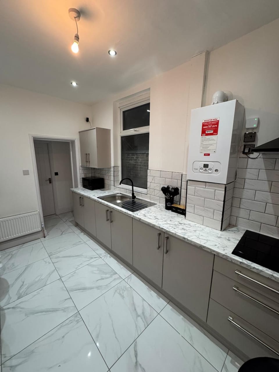 Mayford Road Full House Apartment in Manchester