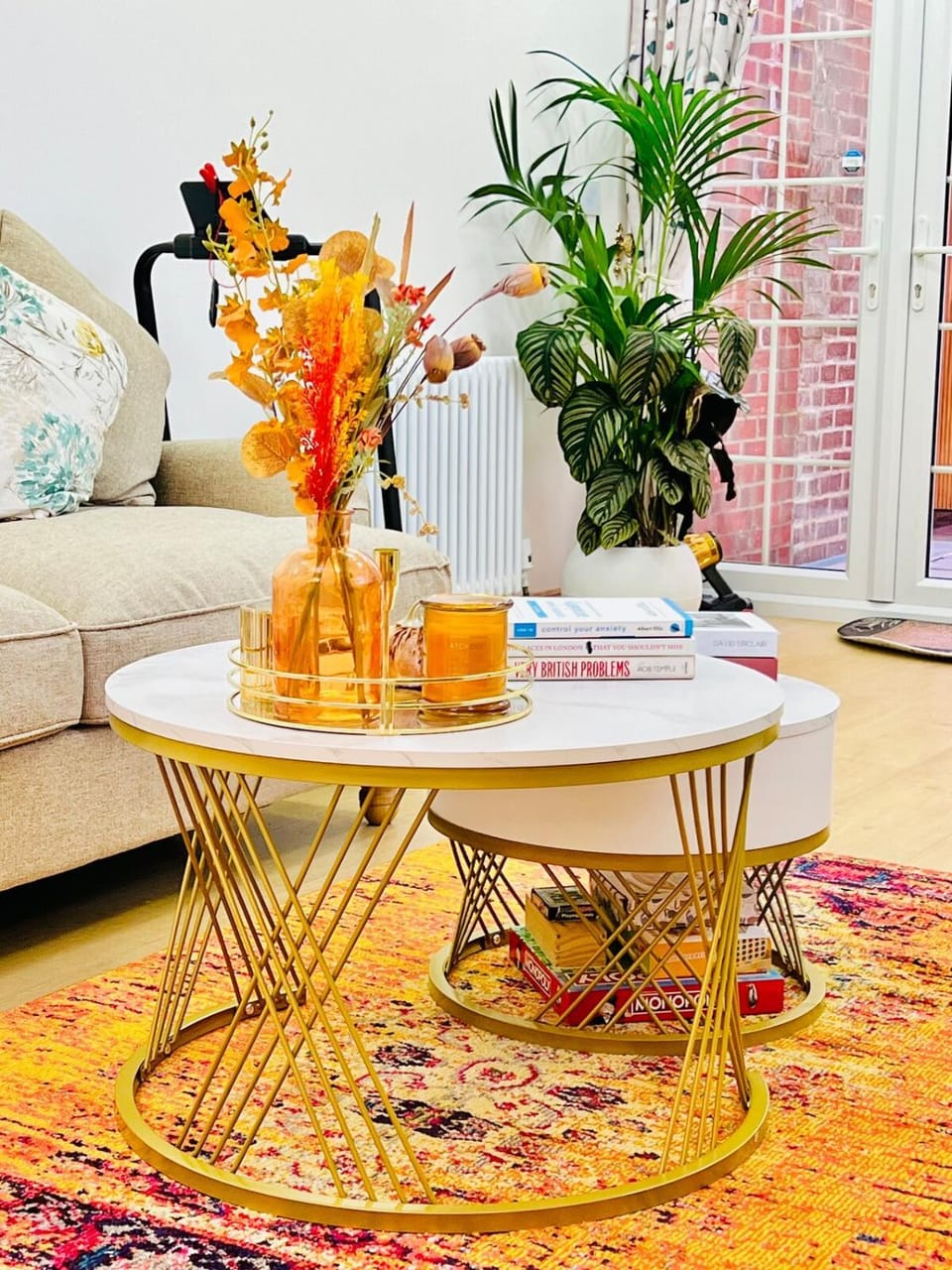 Living room, Seating area