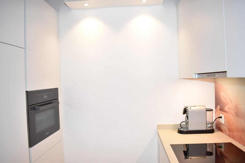 Helvetia 3005 Ra 3-ZW 3 Stock Apartment in Lantsch/Lenz