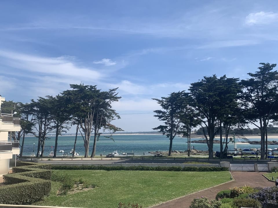 Appartement 4 pers. proche plage St Goustan avec vue port et animaux admis - FR-1-843-59 Apartment in Le Croisic