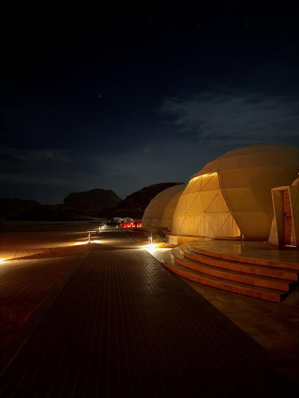 Rose Night Luxury tent in Eilat