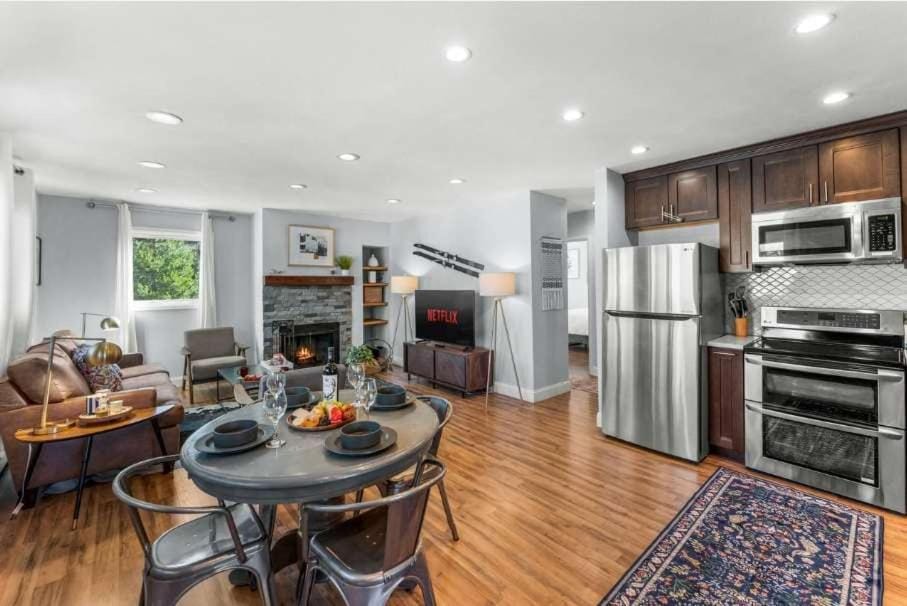 New Listing 3BR Frisco Condo - Ski and Bus Access House in Frisco