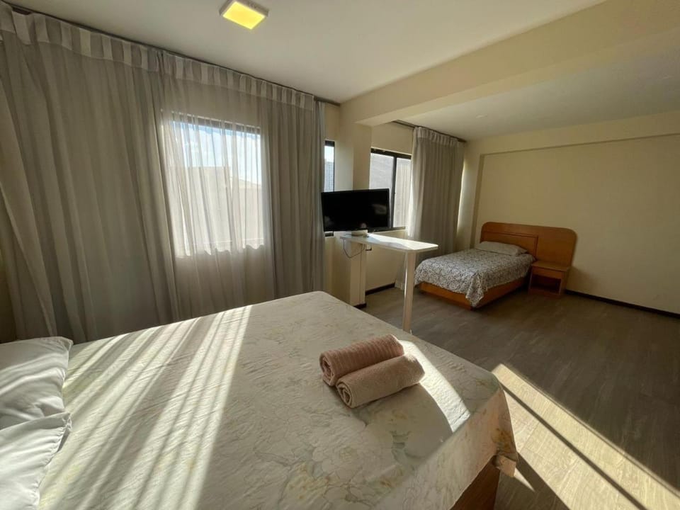 Flat Shakespeare no Centro de Curitiba com Garagem Apartment in Curitiba