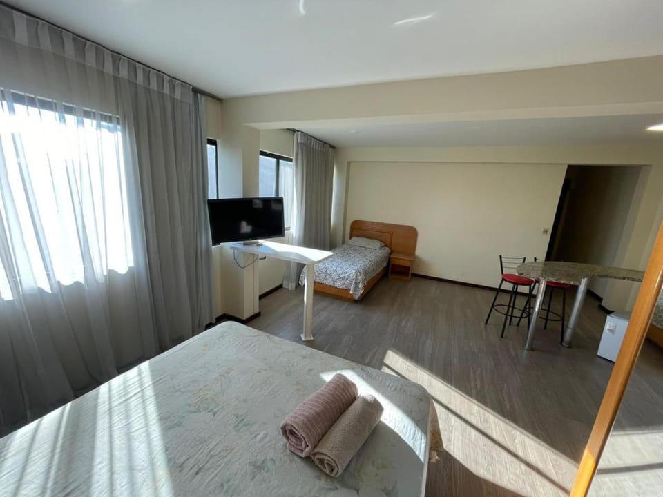 Flat Shakespeare no Centro de Curitiba com Garagem Apartment in Curitiba