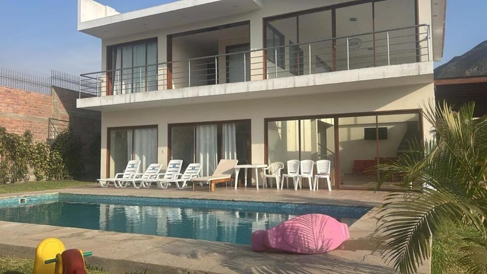 Welcome to our Pachacamac retreat Villa in Punta Hermosa
