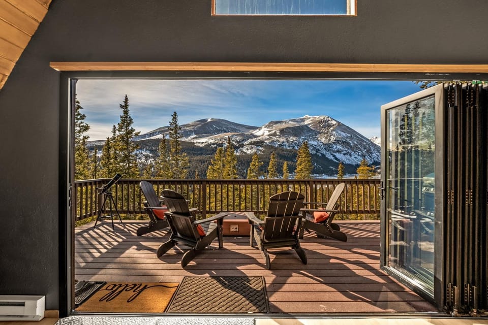 Patio, Natural landscape, View (from property/room), Balcony/Terrace, Mountain view