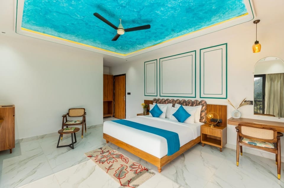 Bed, Photo of the whole room