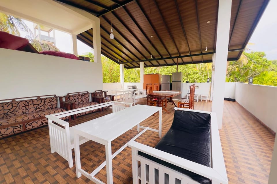 Day, View (from property/room), Balcony/Terrace, Seating area, Dining area