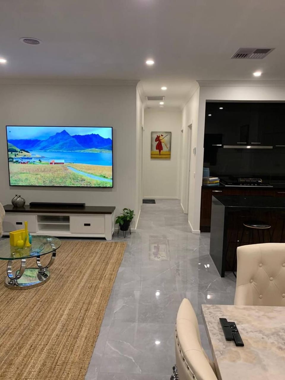 Communal lounge/ TV room, TV and multimedia, Living room