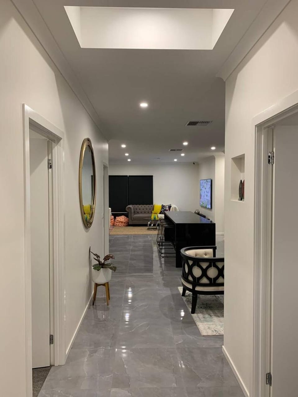 Fresh Modern 4BR Home 2 x Ensuite Park and Lake Views House in Truganina