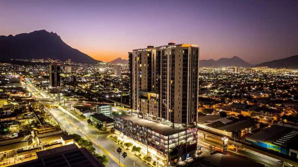 Modern Executive Loft Express with Private Parking Apartment in Monterrey
