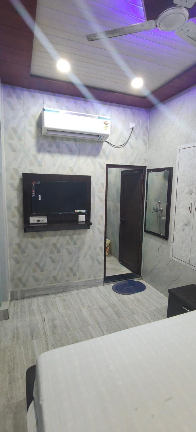 Lalmani Kothi Vacation rental in Varanasi