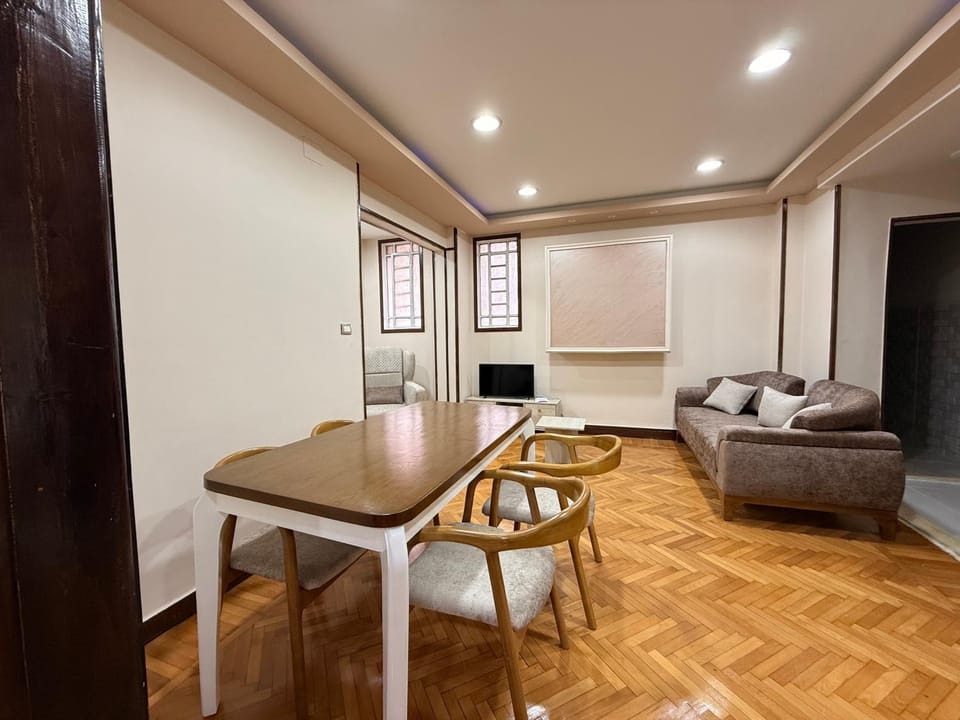 La Casa del Centro Prime - Downtown Cairo Apartment in Cairo