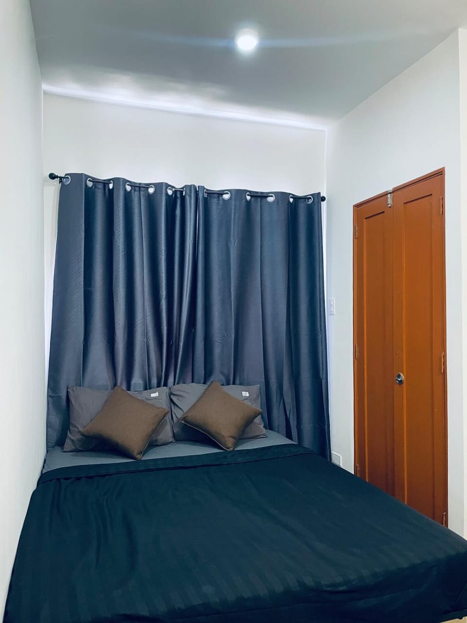 J&J Mactan Stays Netflix, Pool & Free Parking Apartment in Lapu-Lapu City