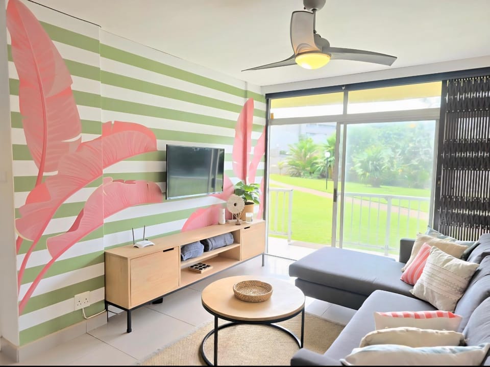 Groundfloor, central to all your beachside bliss! Apartment in Dolphin Coast