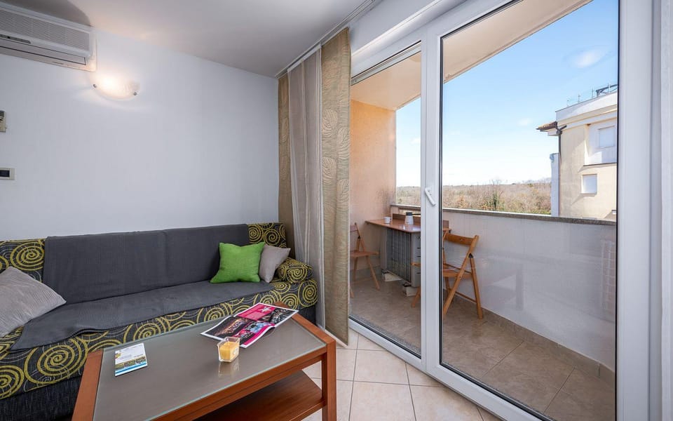 Perfektes Apartment zum Tennis spielen und nur 200 Meter zum Strand Apartment in Monterol