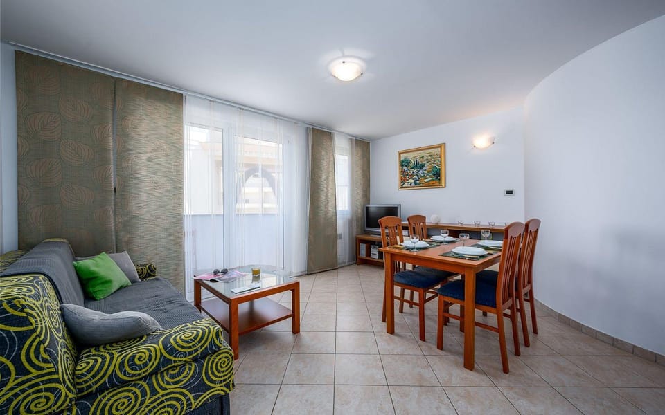 Perfektes Apartment zum Tennis spielen und nur 200 Meter zum Strand Apartment in Monterol