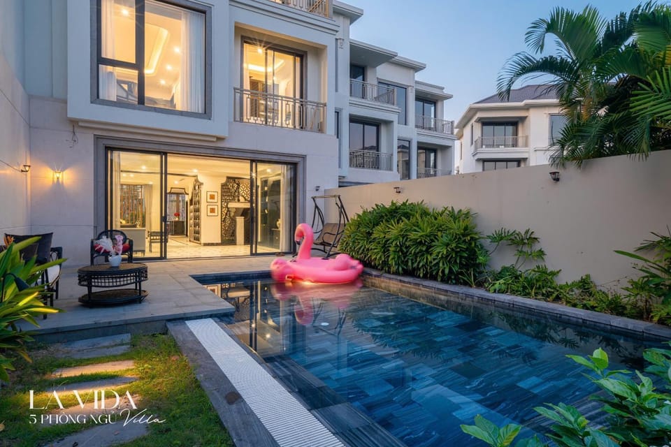 La via Villa in Vietnam