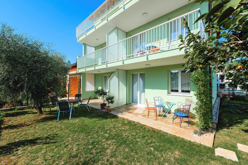 Malerisches Apartment nur 280 Meter zum Strand mit Grill, Klima, WiFi Apartment in Istria County
