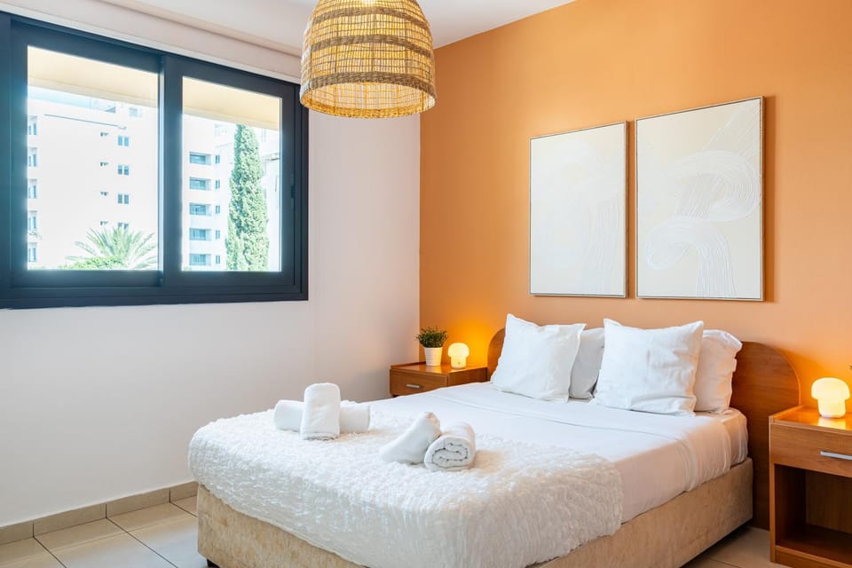 Bed, View (from property/room), Bedroom, towels, air conditioner
