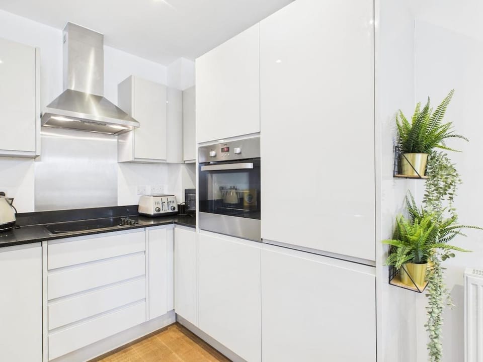 Mid-Long Stay 1 Bedroom Apartment Great Baddow Apartment in Chelmsford