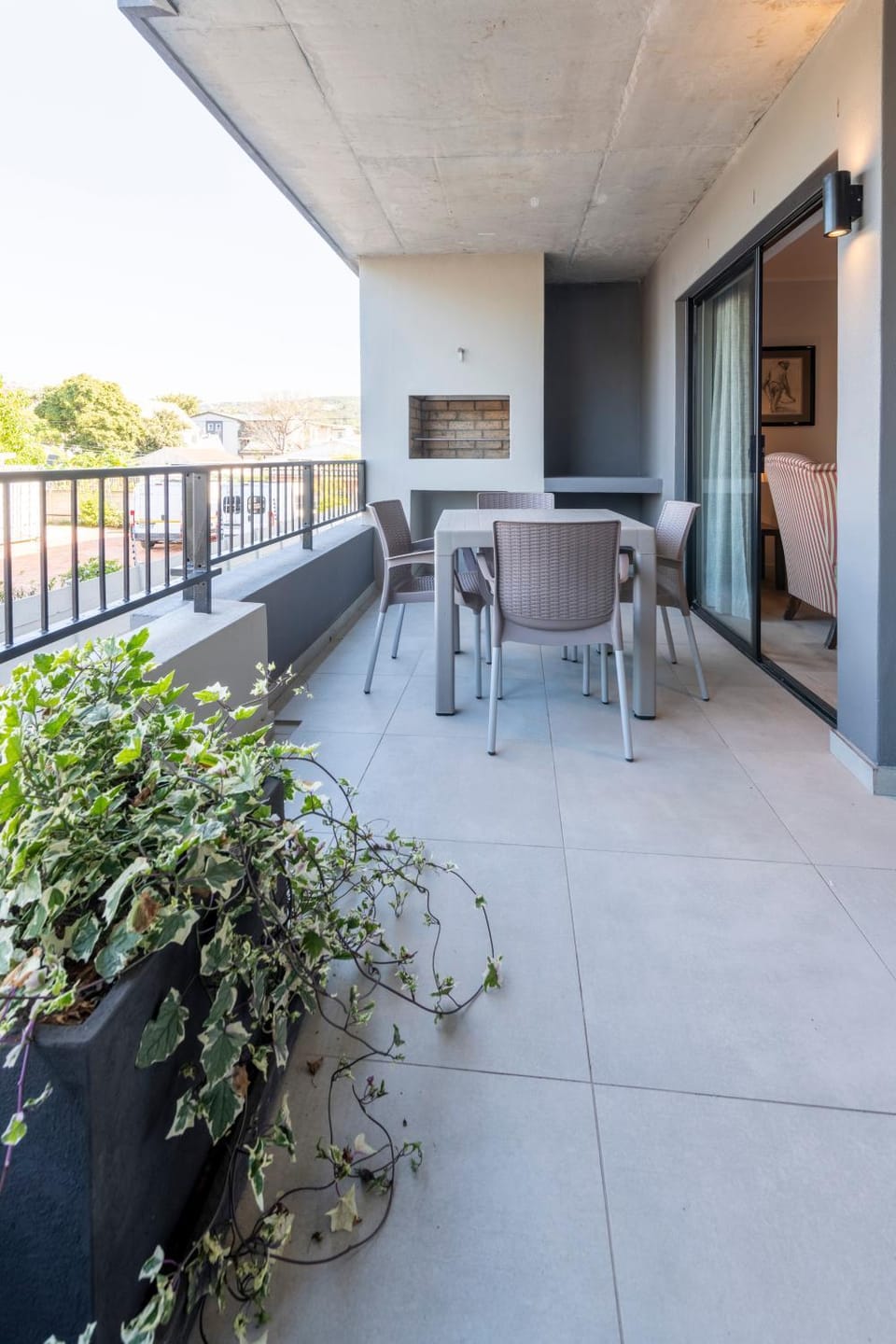 Balcony/Terrace, Seating area, Dining area, fireplace