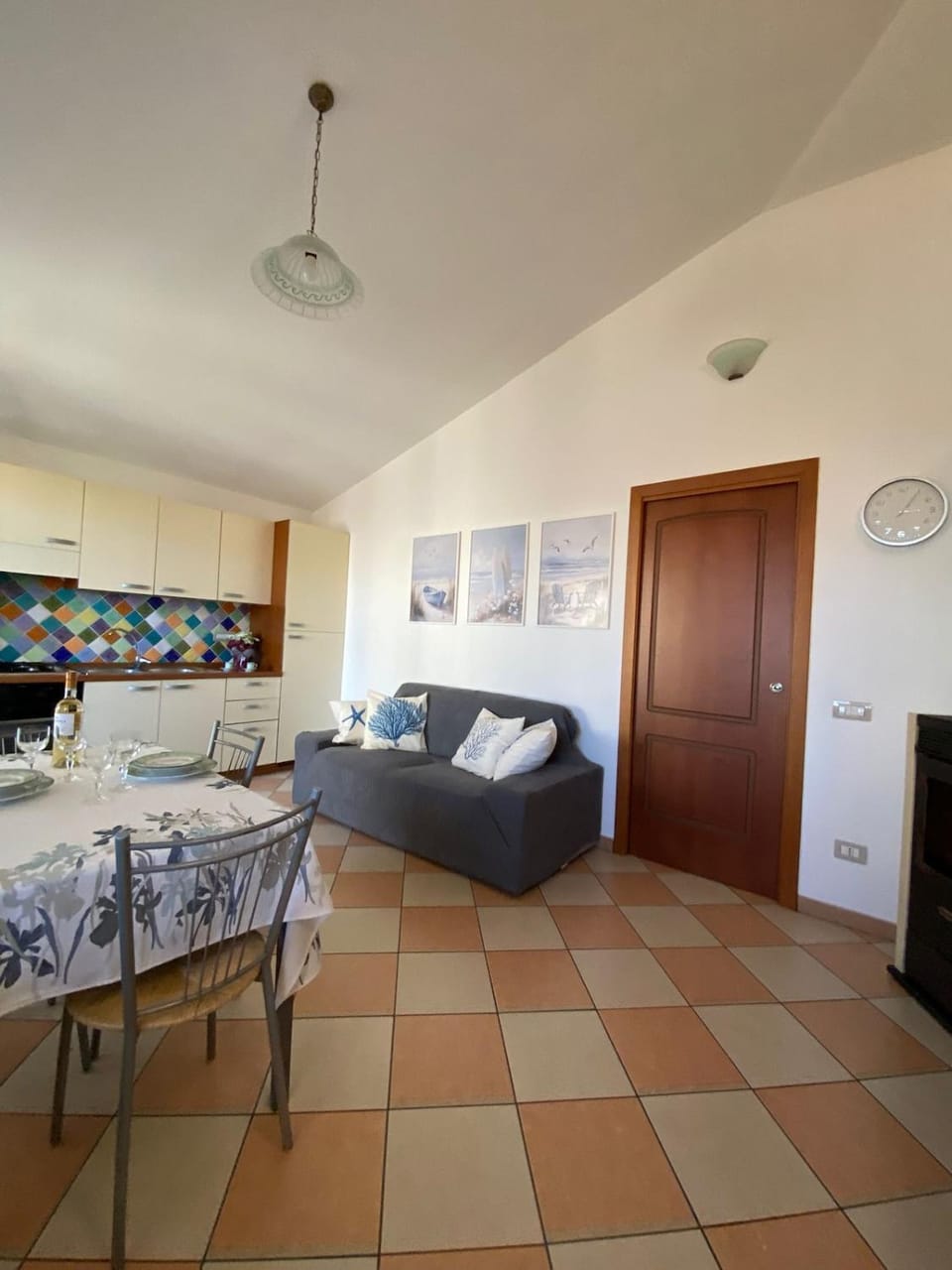 Kitchen or kitchenette, kitchen