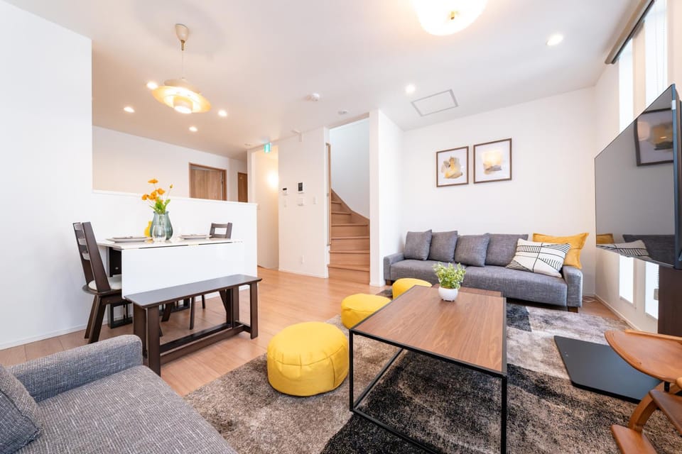 TV and multimedia, Living room, Dining area
