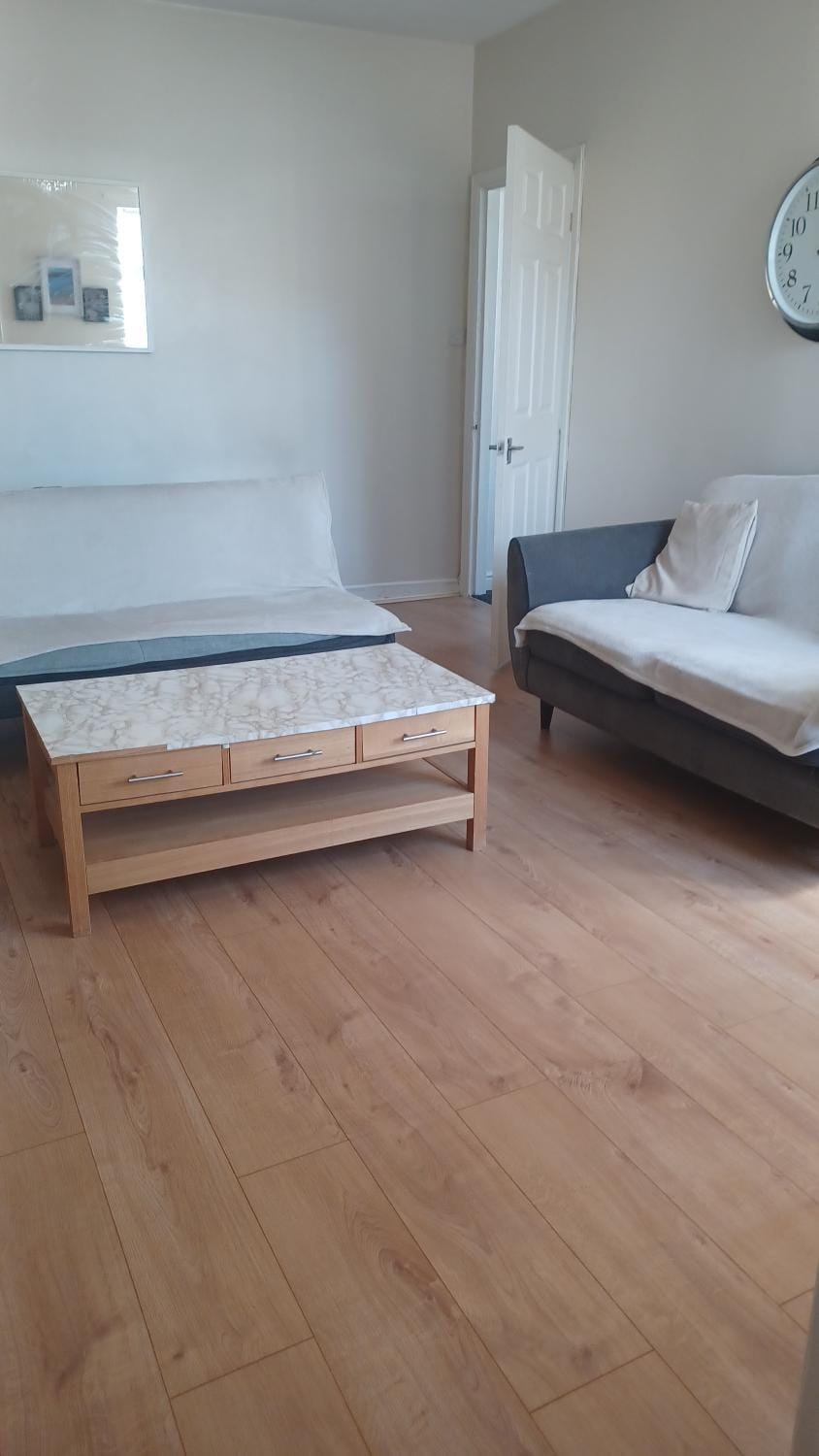 3 Bedroom Apartment near the Beach Apartment in South Shields