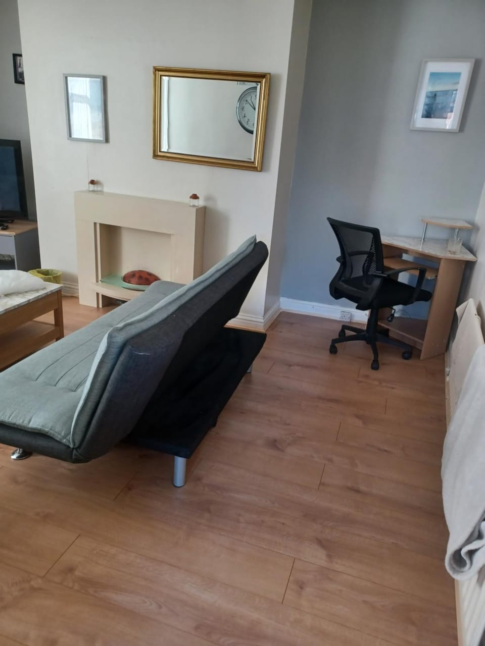 3 Bedroom Apartment near the Beach Apartment in South Shields