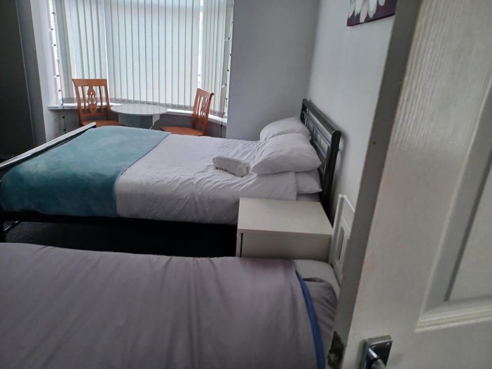 3 Bedroom Apartment near the Beach Apartment in South Shields