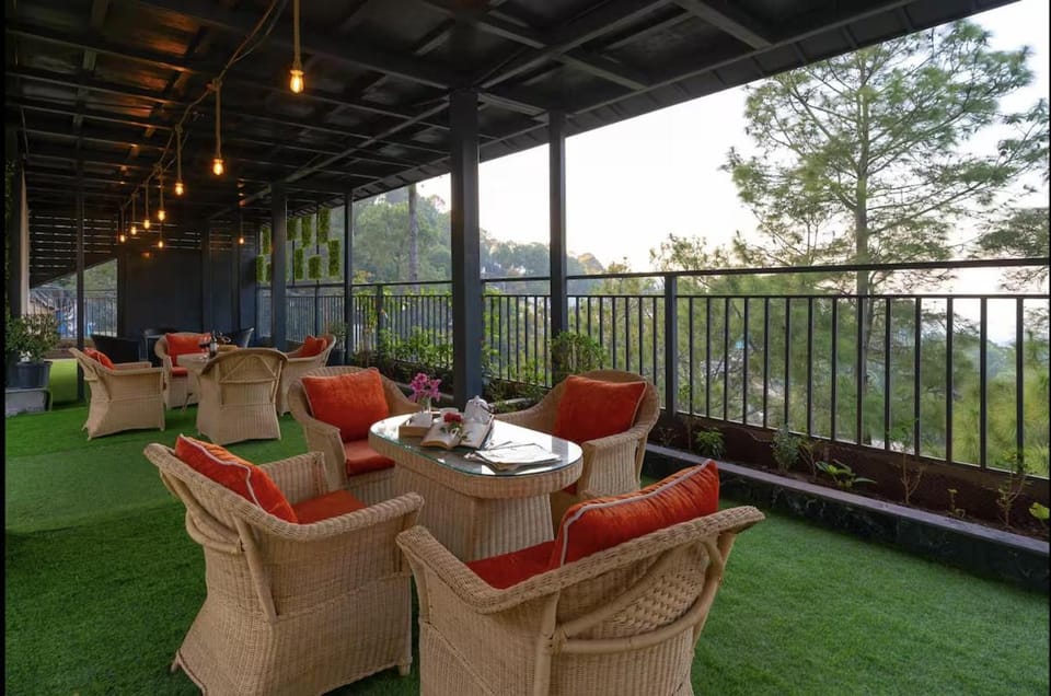 Aykon Villa Estate Best Luxury Villa In Kasauli Villa in Himachal Pradesh