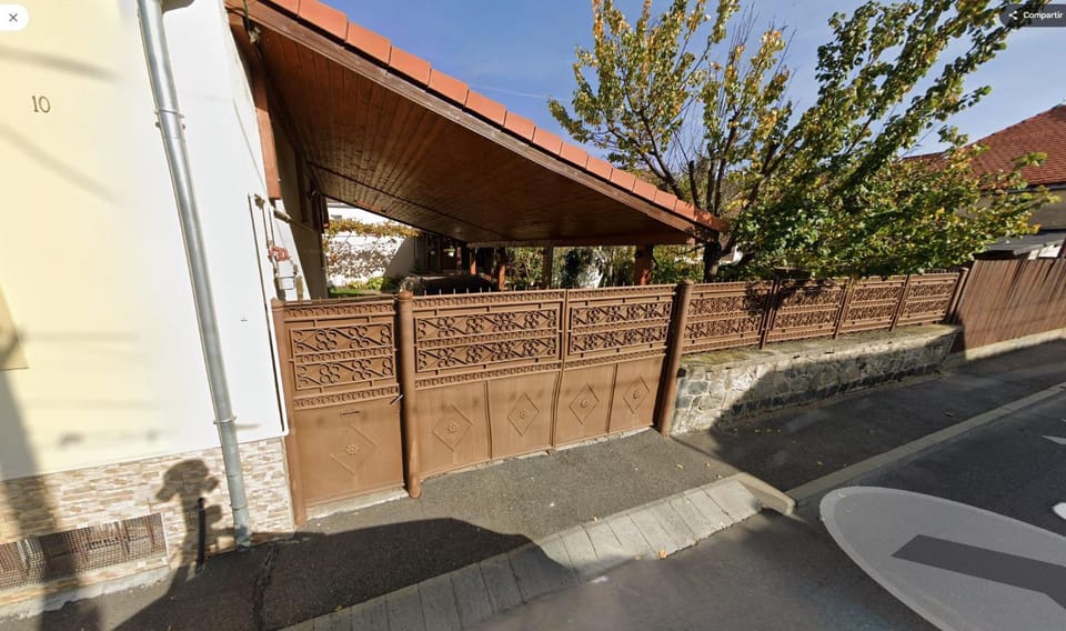 Facade/entrance, Lobby or reception, Parking