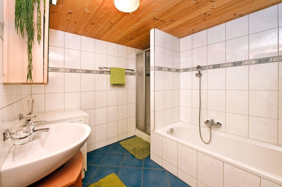 Shower, Bathroom, Bath