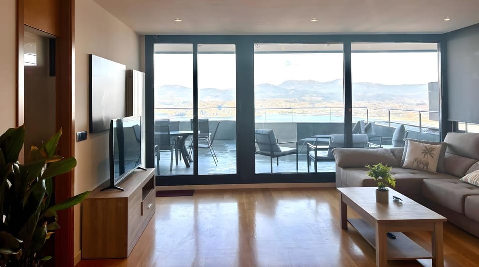 Balcony/Terrace, Living room