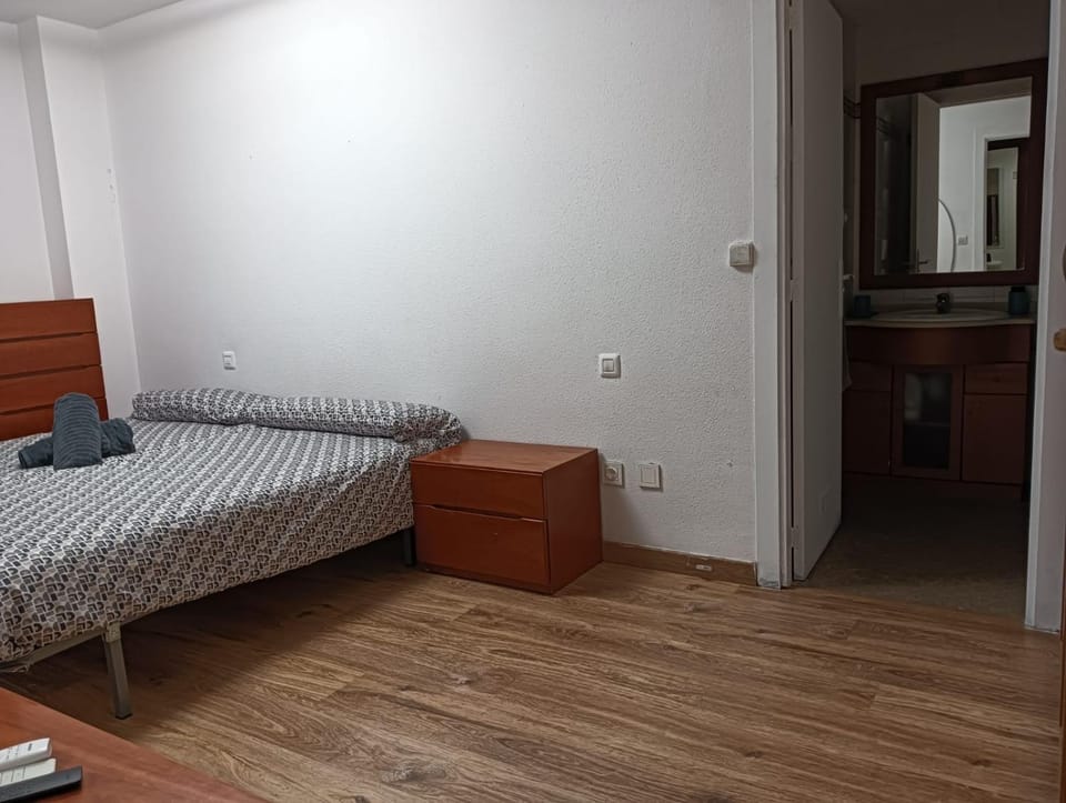 Apartamento en el centro encima de piscina Palafox Apartment in Zaragoza