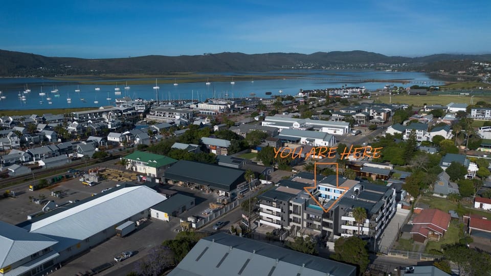 Property building, Neighbourhood, Bird's eye view