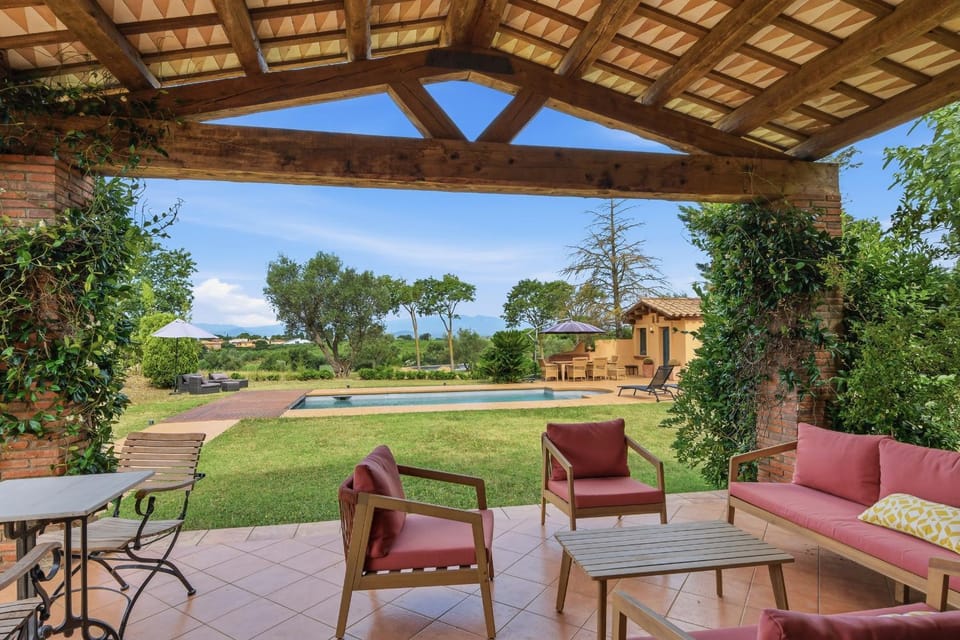 Off site, Balcony/Terrace, Swimming pool